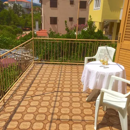 Marga Apartman Jelsa