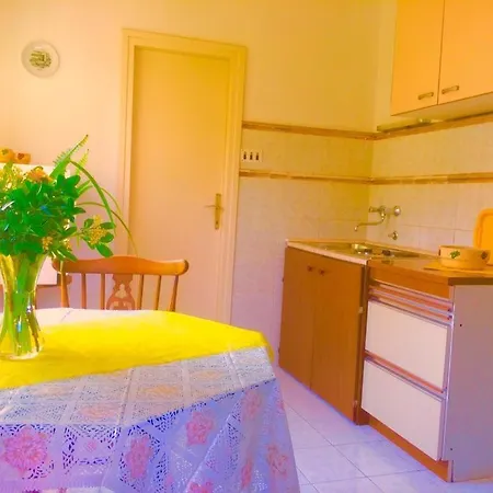 Apartament Marga Jelsa (Hvar)