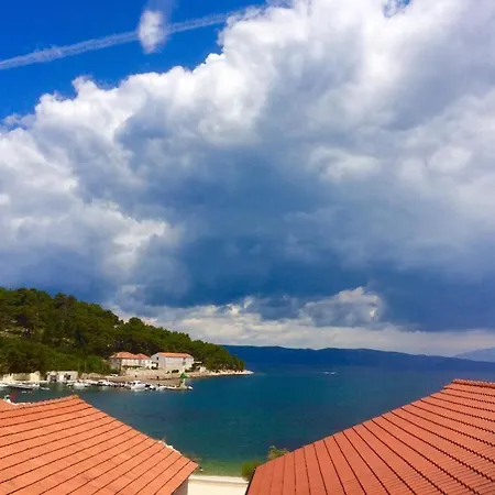 Marga Jelsa (Hvar)