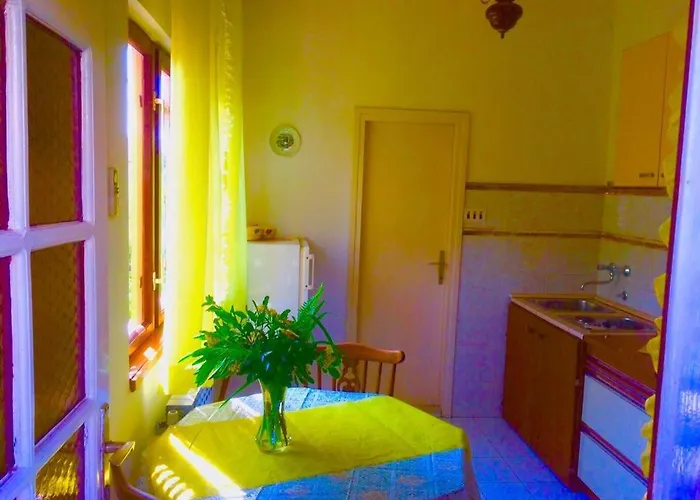 Marga Διαμέρισμα *