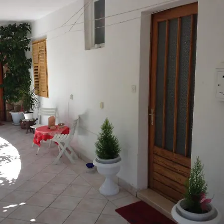 Marga * Jelsa (Hvar)