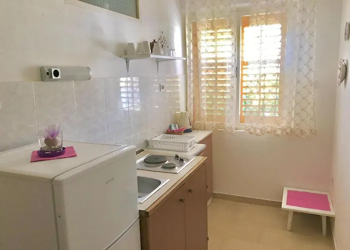 Marga * Jelsa (Hvar)